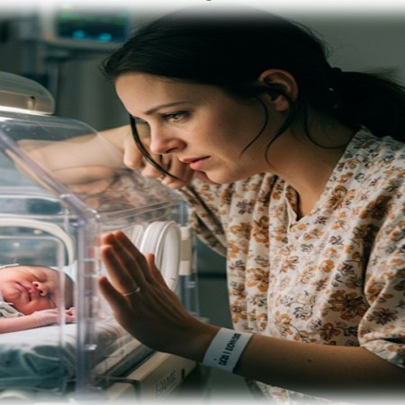 a mother and her baby in the NICU.
